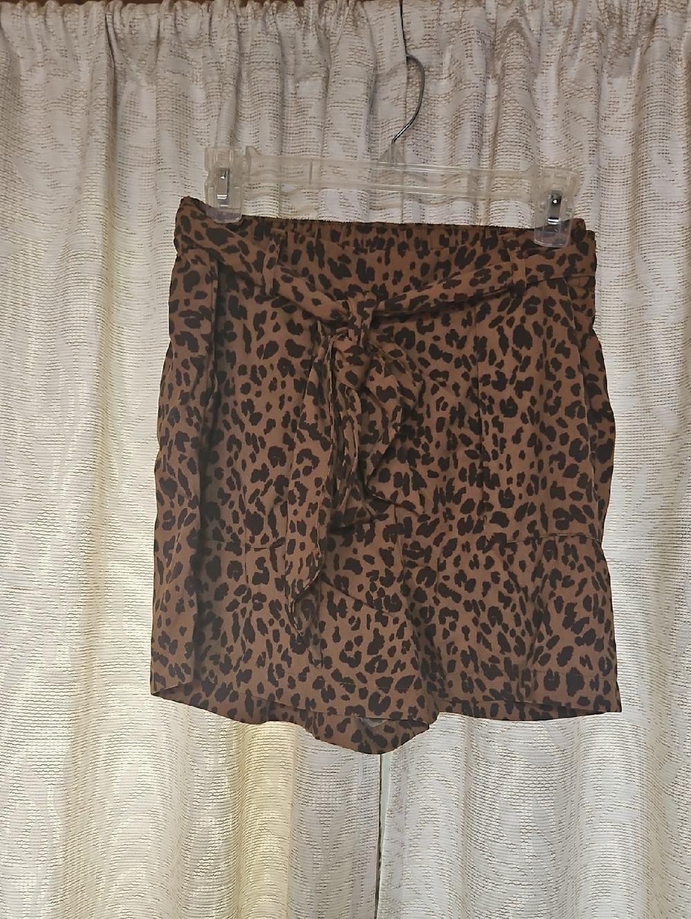 Leopard Print Tie-Waist Shorts- Brown/Black